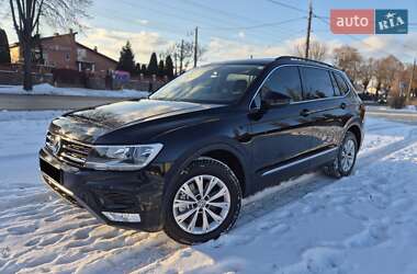 Позашляховик / Кросовер Volkswagen Tiguan 2018 в Житомирі