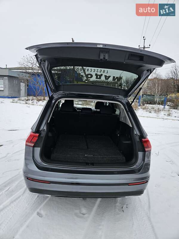 Внедорожник / Кроссовер Volkswagen Tiguan 2019 в Кропивницком фото 18 Внедорожник / Кроссовер Volkswagen Tiguan 2019 в Кропивницком