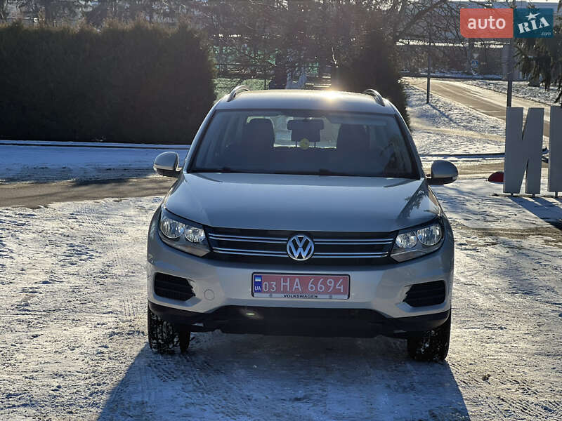 Внедорожник / Кроссовер Volkswagen Tiguan 2015 в Луцке фото 2 Внедорожник / Кроссовер Volkswagen Tiguan 2015 в Луцке