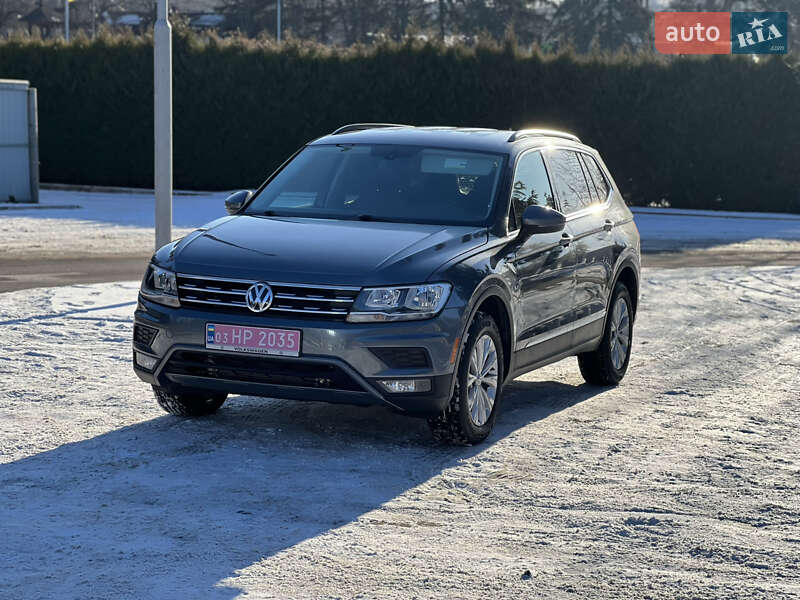 Внедорожник / Кроссовер Volkswagen Tiguan 2017 в Луцке фото 3 Внедорожник / Кроссовер Volkswagen Tiguan 2017 в Луцке