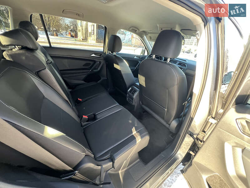 Внедорожник / Кроссовер Volkswagen Tiguan 2017 в Луцке фото 20 Внедорожник / Кроссовер Volkswagen Tiguan 2017 в Луцке