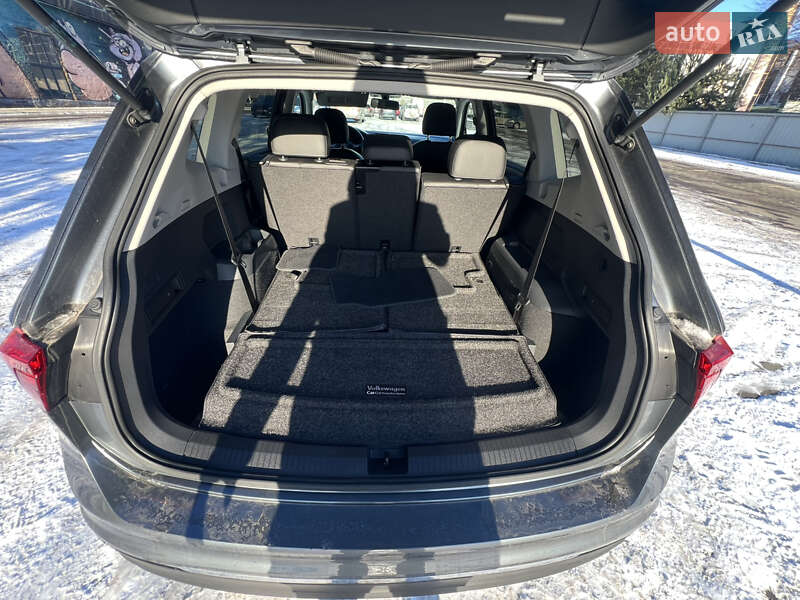 Внедорожник / Кроссовер Volkswagen Tiguan 2017 в Луцке фото 18 Внедорожник / Кроссовер Volkswagen Tiguan 2017 в Луцке