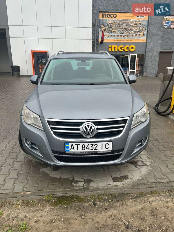 Позашляховик / Кросовер Volkswagen Tiguan 2008 в Чернівцях фото Позашляховик / Кросовер Volkswagen Tiguan 2008 в Чернівцях