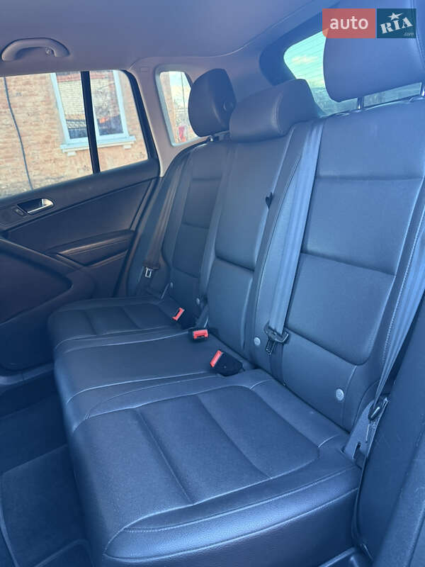 Позашляховик / Кросовер Volkswagen Tiguan 2016 в Миронівці фото 19 Позашляховик / Кросовер Volkswagen Tiguan 2016 в Миронівці