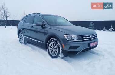 Внедорожник / Кроссовер Volkswagen Tiguan 2018 в Луцке