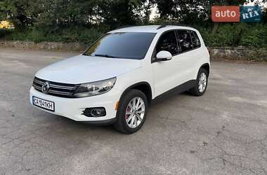Позашляховик / Кросовер Volkswagen Tiguan 2015 в Корсунь-Шевченківському