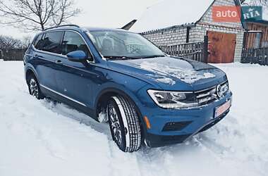 Внедорожник / Кроссовер Volkswagen Tiguan 2020 в Житомире