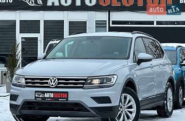 Позашляховик / Кросовер Volkswagen Tiguan 2017 в Харкові