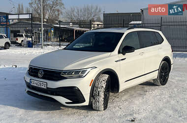 Позашляховик / Кросовер Volkswagen Tiguan 2022 в Києві