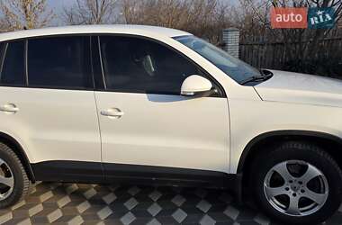 Внедорожник / Кроссовер Volkswagen Tiguan 2013 в Кременчуге