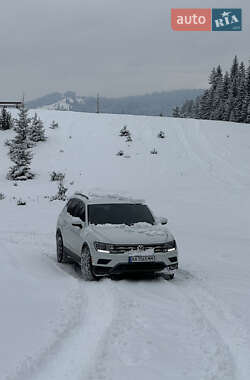 Позашляховик / Кросовер Volkswagen Tiguan 2019 в Запоріжжі