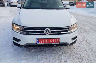 Внедорожник / Кроссовер Volkswagen Tiguan 2019 в Ровно