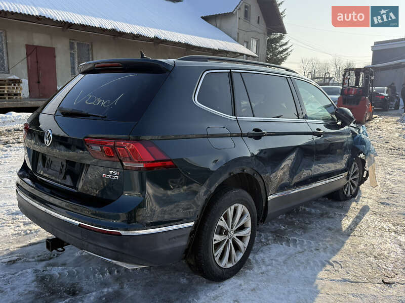 Внедорожник / Кроссовер Volkswagen Tiguan 2018 в Стрые