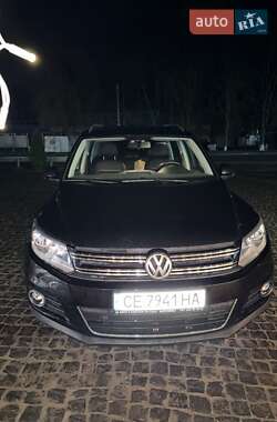 Внедорожник / Кроссовер Volkswagen Tiguan 2011 в Вижнице