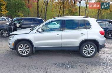 Внедорожник / Кроссовер Volkswagen Tiguan 2016 в Львове
