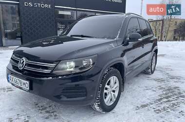Внедорожник / Кроссовер Volkswagen Tiguan 2017 в Харькове