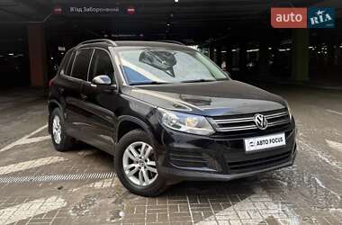 Позашляховик / Кросовер Volkswagen Tiguan 2015 в Києві
