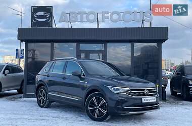 Внедорожник / Кроссовер Volkswagen Tiguan 2021 в Киеве