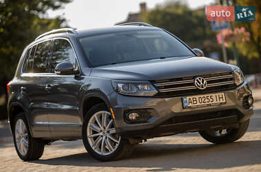 Внедорожник / Кроссовер Volkswagen Tiguan 2015 в Могилев-Подольске