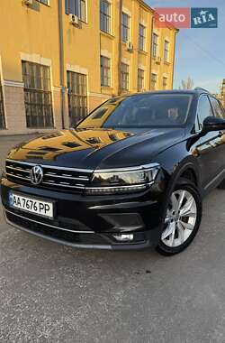 Внедорожник / Кроссовер Volkswagen Tiguan 2019 в Киеве