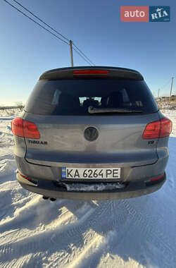 Внедорожник / Кроссовер Volkswagen Tiguan 2015 в Киеве