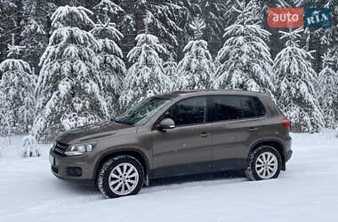 Позашляховик / Кросовер Volkswagen Tiguan 2014 в Добропіллі