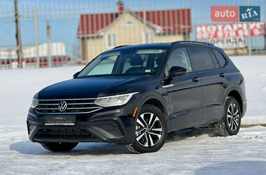 Внедорожник / Кроссовер Volkswagen Tiguan 2023 в Киеве