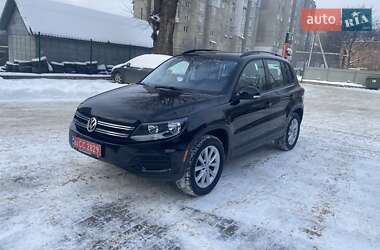 Внедорожник / Кроссовер Volkswagen Tiguan 2017 в Черновцах