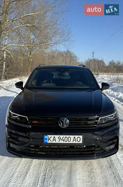 Внедорожник / Кроссовер Volkswagen Tiguan 2017 в Киеве