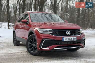 Внедорожник / Кроссовер Volkswagen Tiguan 2021 в Киеве