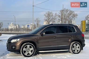 Внедорожник / Кроссовер Volkswagen Tiguan 2011 в Киеве
