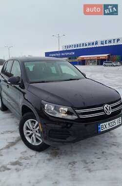 Позашляховик / Кросовер Volkswagen Tiguan 2012 в Кам'янець-Подільському