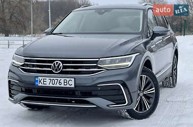 Позашляховик / Кросовер Volkswagen Tiguan 2024 в Кам'янському