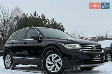 Внедорожник / Кроссовер Volkswagen Tiguan 2023 в Луцке