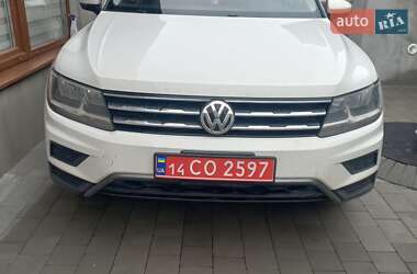 Внедорожник / Кроссовер Volkswagen Tiguan 2019 в Хусте