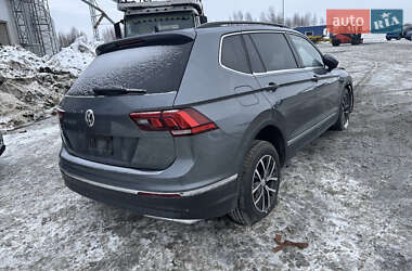 Позашляховик / Кросовер Volkswagen Tiguan 2021 в Львові