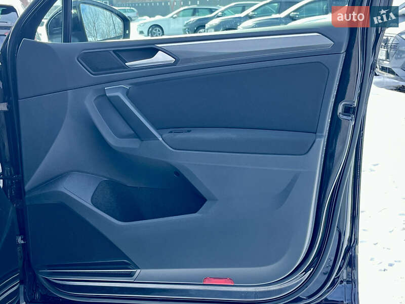 Внедорожник / Кроссовер Volkswagen Tiguan 2019 в Луцке