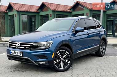 Позашляховик / Кросовер Volkswagen Tiguan 2017 в Києві