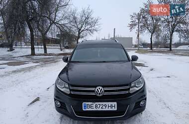Внедорожник / Кроссовер Volkswagen Tiguan 2011 в Первомайске