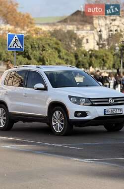Позашляховик / Кросовер Volkswagen Tiguan 2015 в Одесі