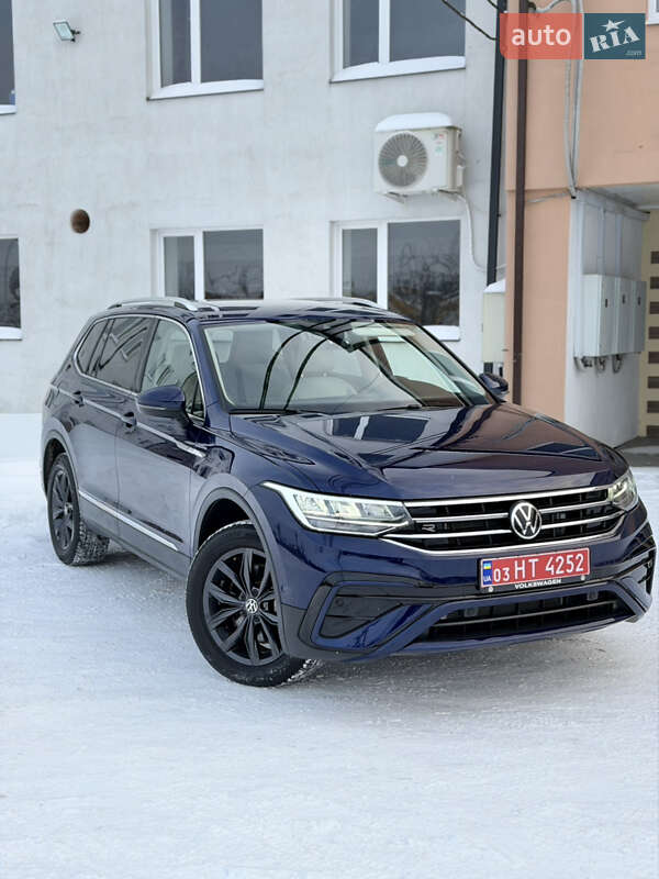 Внедорожник / Кроссовер Volkswagen Tiguan 2023 в Луцке