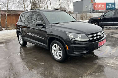 Позашляховик / Кросовер Volkswagen Tiguan 2015 в Здолбуніві