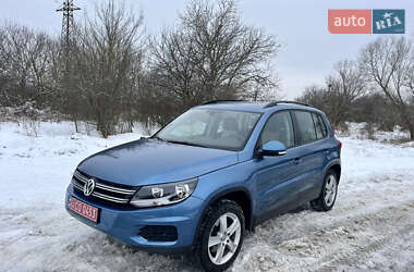 Позашляховик / Кросовер Volkswagen Tiguan 2017 в Чернівцях