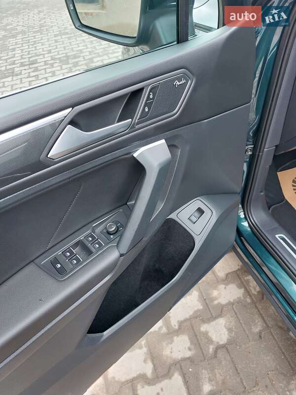 Внедорожник / Кроссовер Volkswagen Tiguan 2018 в Луцке фото 35 Внедорожник / Кроссовер Volkswagen Tiguan 2018 в Луцке