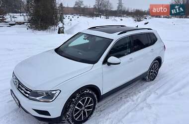 Позашляховик / Кросовер Volkswagen Tiguan 2020 в Івано-Франківську