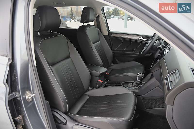 Внедорожник / Кроссовер Volkswagen Tiguan 2023 в Киеве