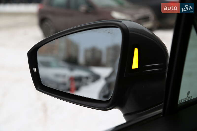 Внедорожник / Кроссовер Volkswagen Tiguan 2023 в Киеве