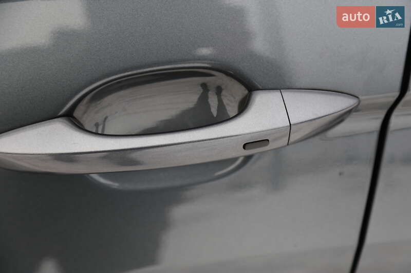 Внедорожник / Кроссовер Volkswagen Tiguan 2023 в Киеве