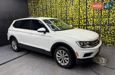 Внедорожник / Кроссовер Volkswagen Tiguan 2020 в Чернигове