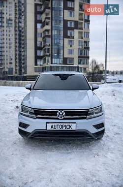 Позашляховик / Кросовер Volkswagen Tiguan 2018 в Києві